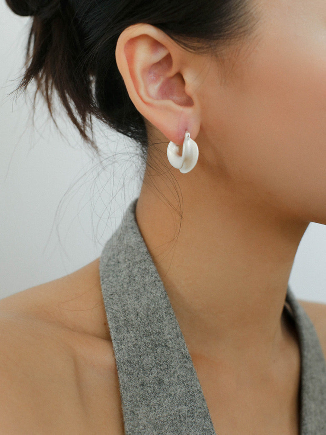 Simple S925 Silver Matte Gold Hoop Earring