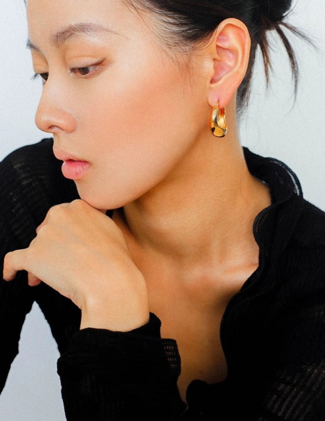 Commuter Twist Floral Geometric Metal Earrings