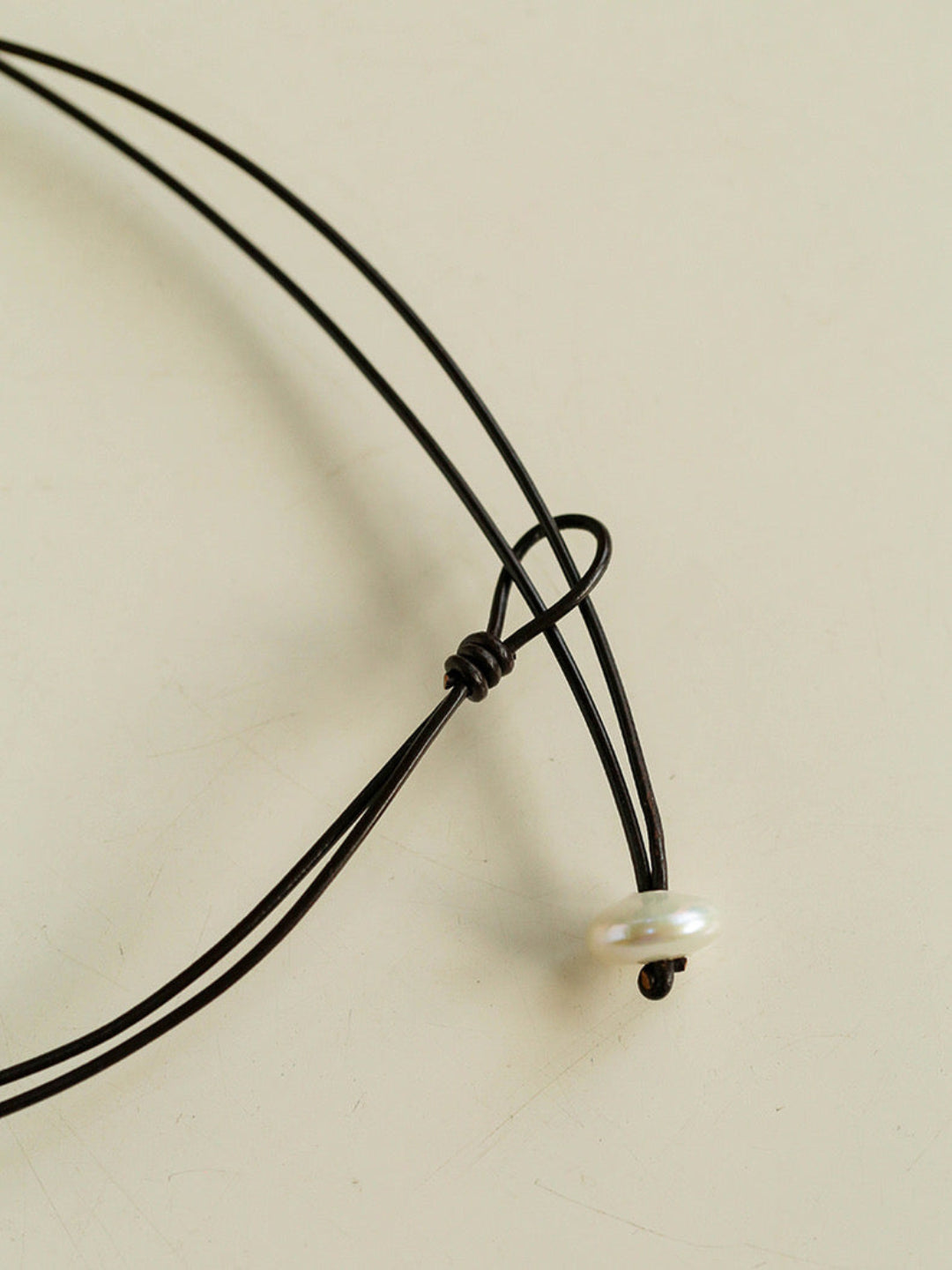 Short Handmade Leather Rope Natural Pearl Necklace