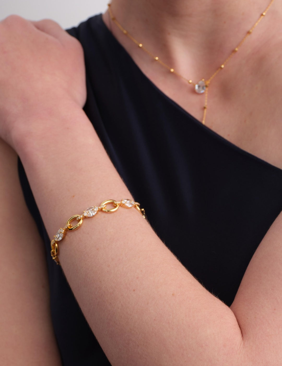 Interlock Halo Lab-grown Diamond Fine Bracelet gembea jewelry