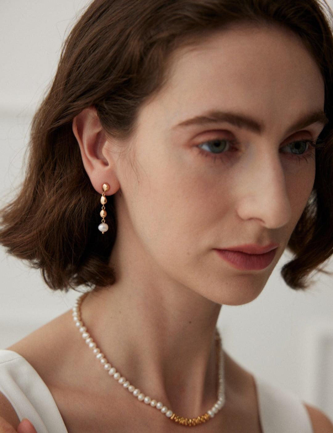 Irregular Long Pendant Retro Pearl Earrings - Gembea Jewelry