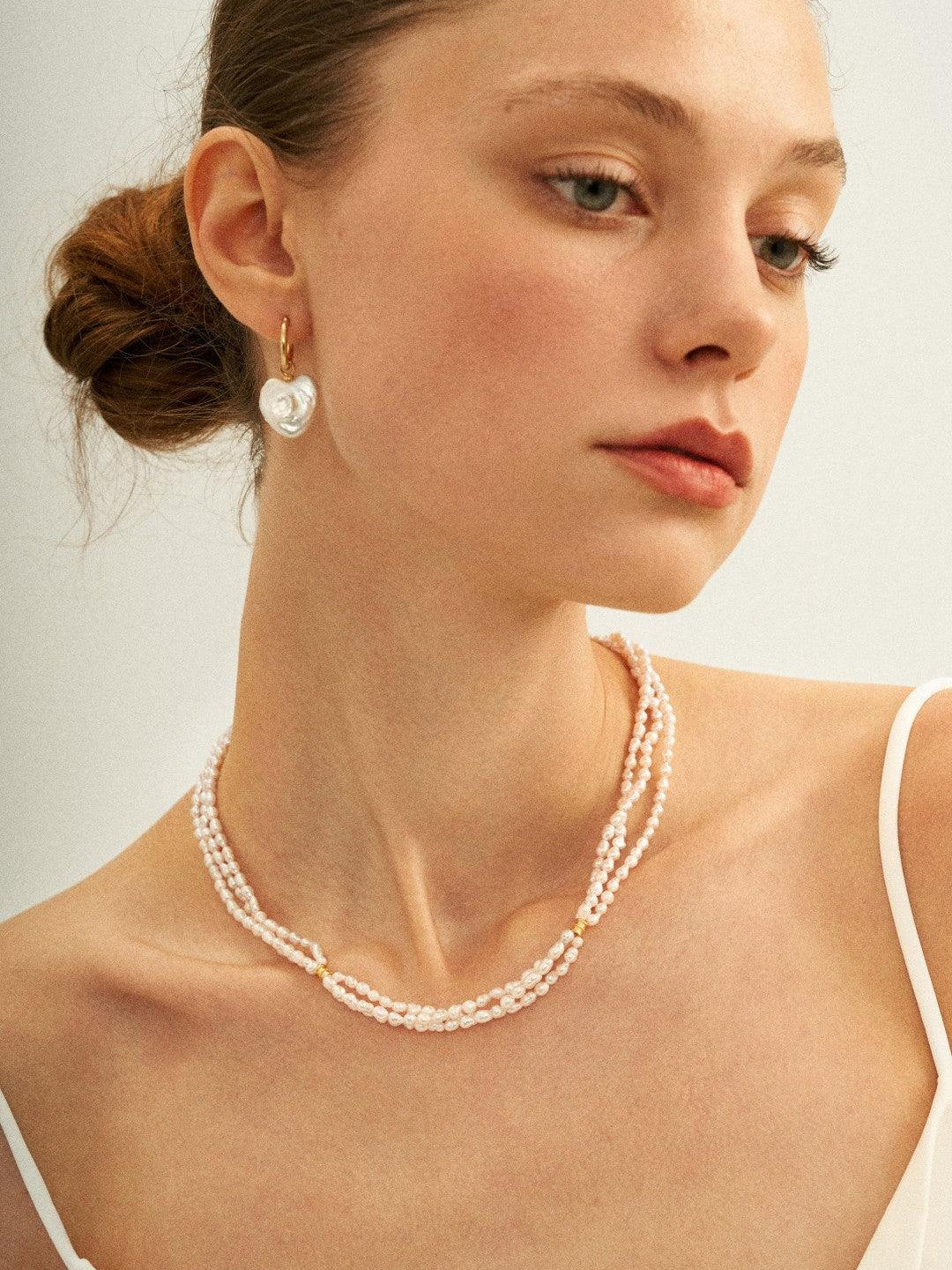 Love Heart Baroque Pearl Hoop Earrings - Gembea Jewelry