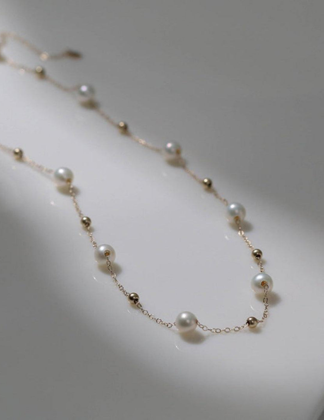 Love and the City Vintage Chain Pearl Necklace - Gembea Jewelry