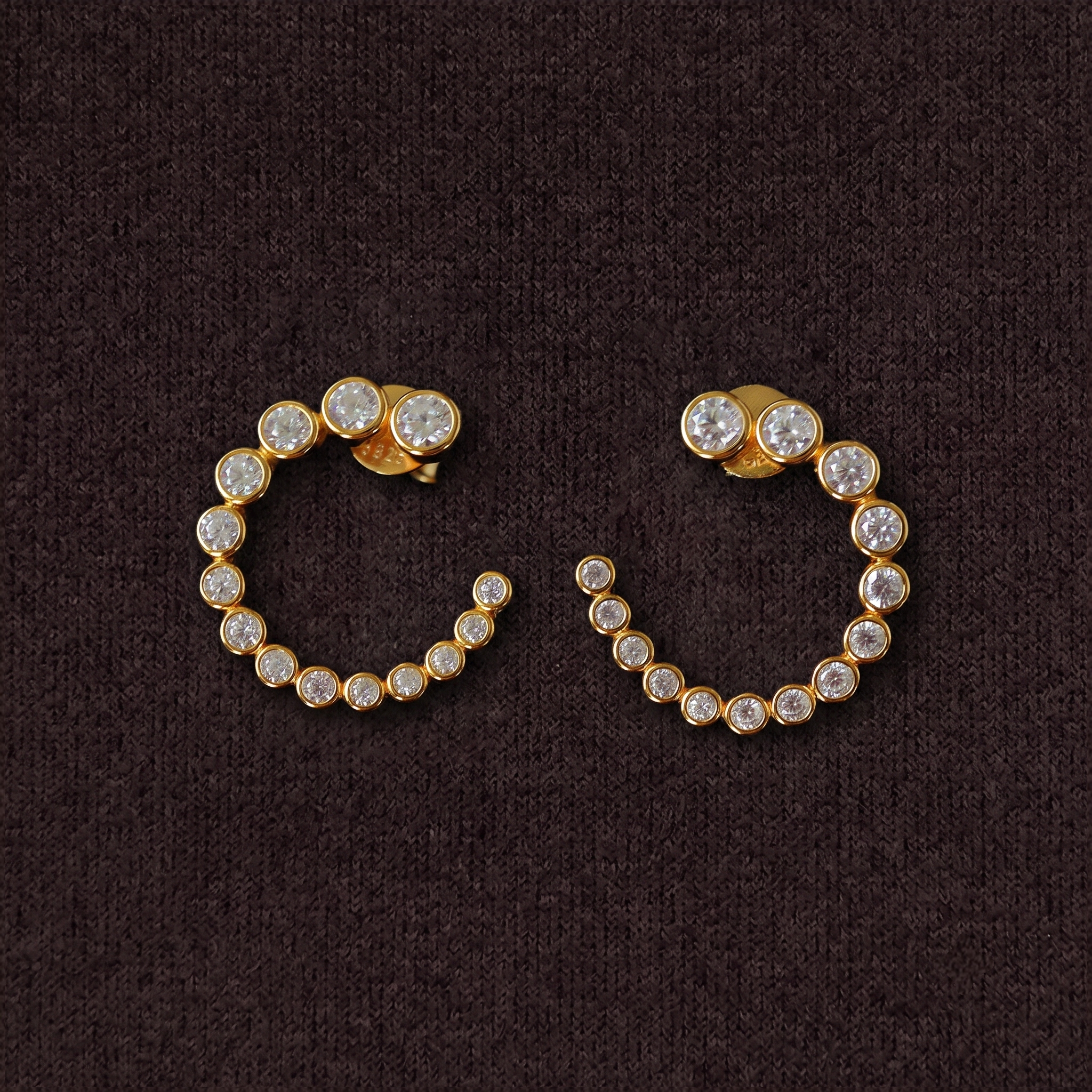 Lueur Bubble C-Shape Cubic Zircon Earrings-Gold gembea jewelry