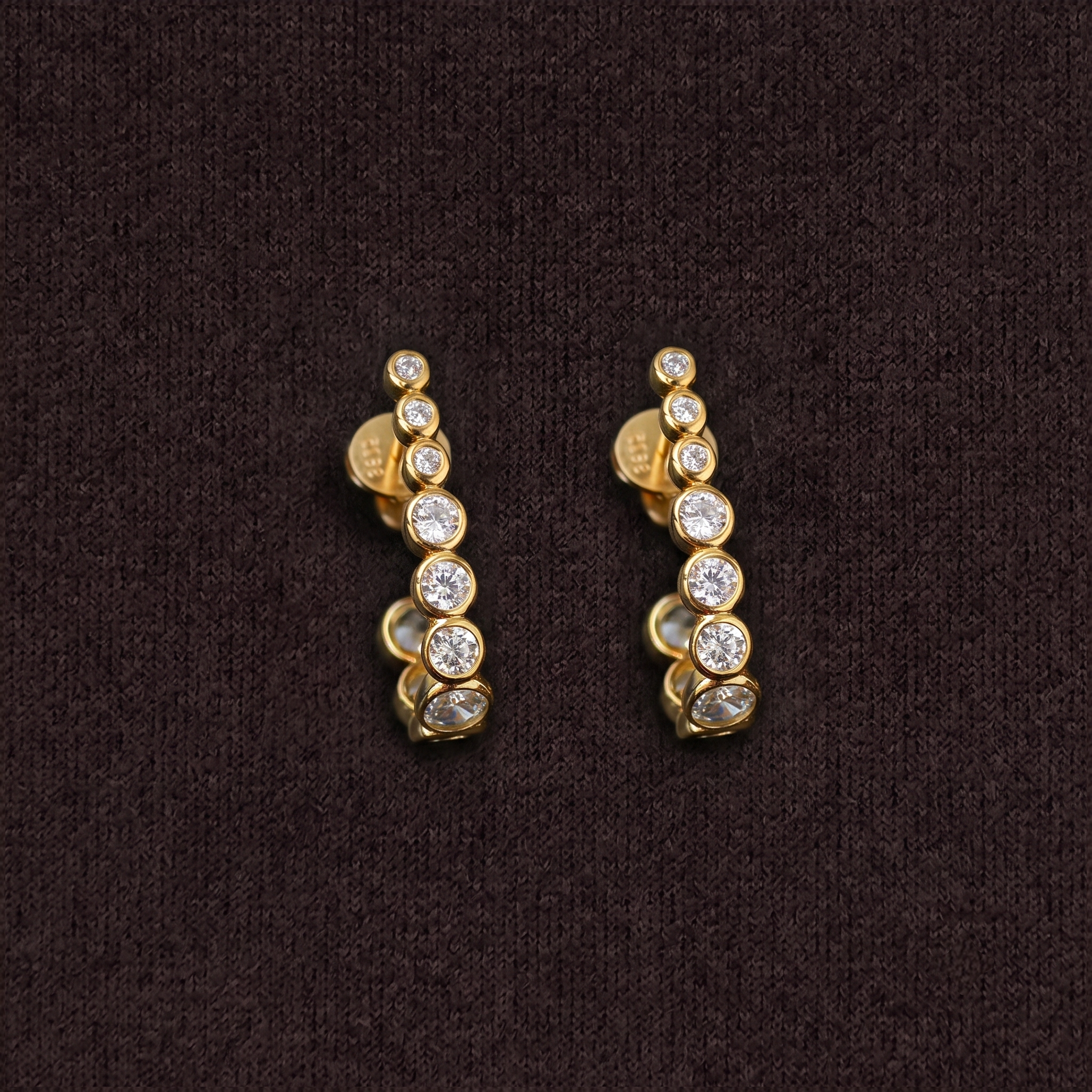 Lueur Bubble Curve Cubic Zircon Earrings-Gold gembea jewelry