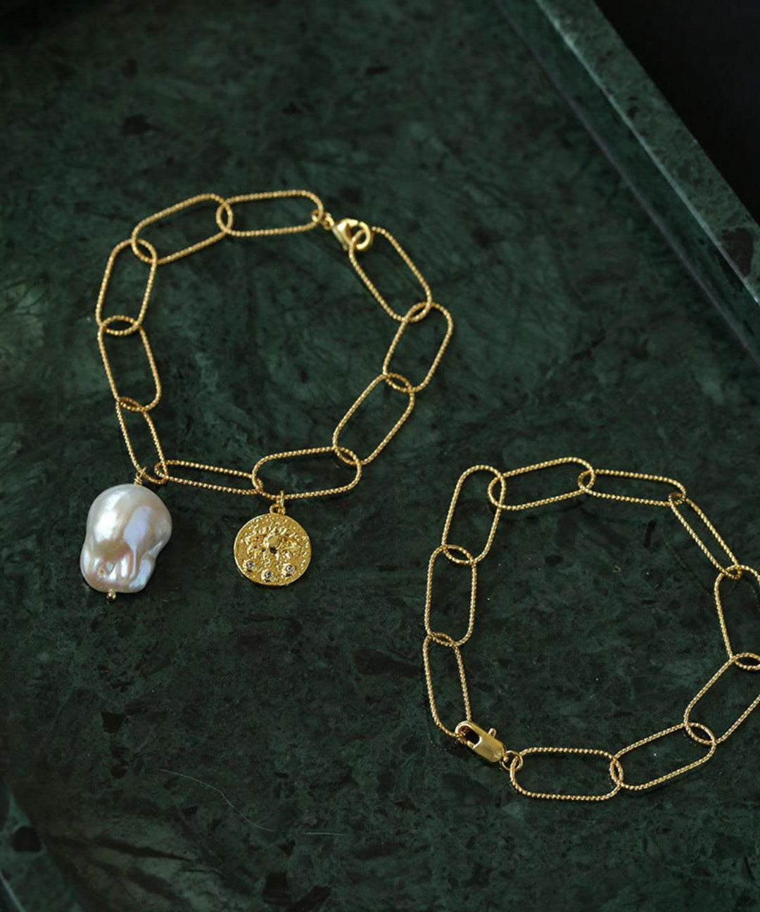 Metal Chain Baroque Pearl Pendant Bracelet - Gembea Jewelry