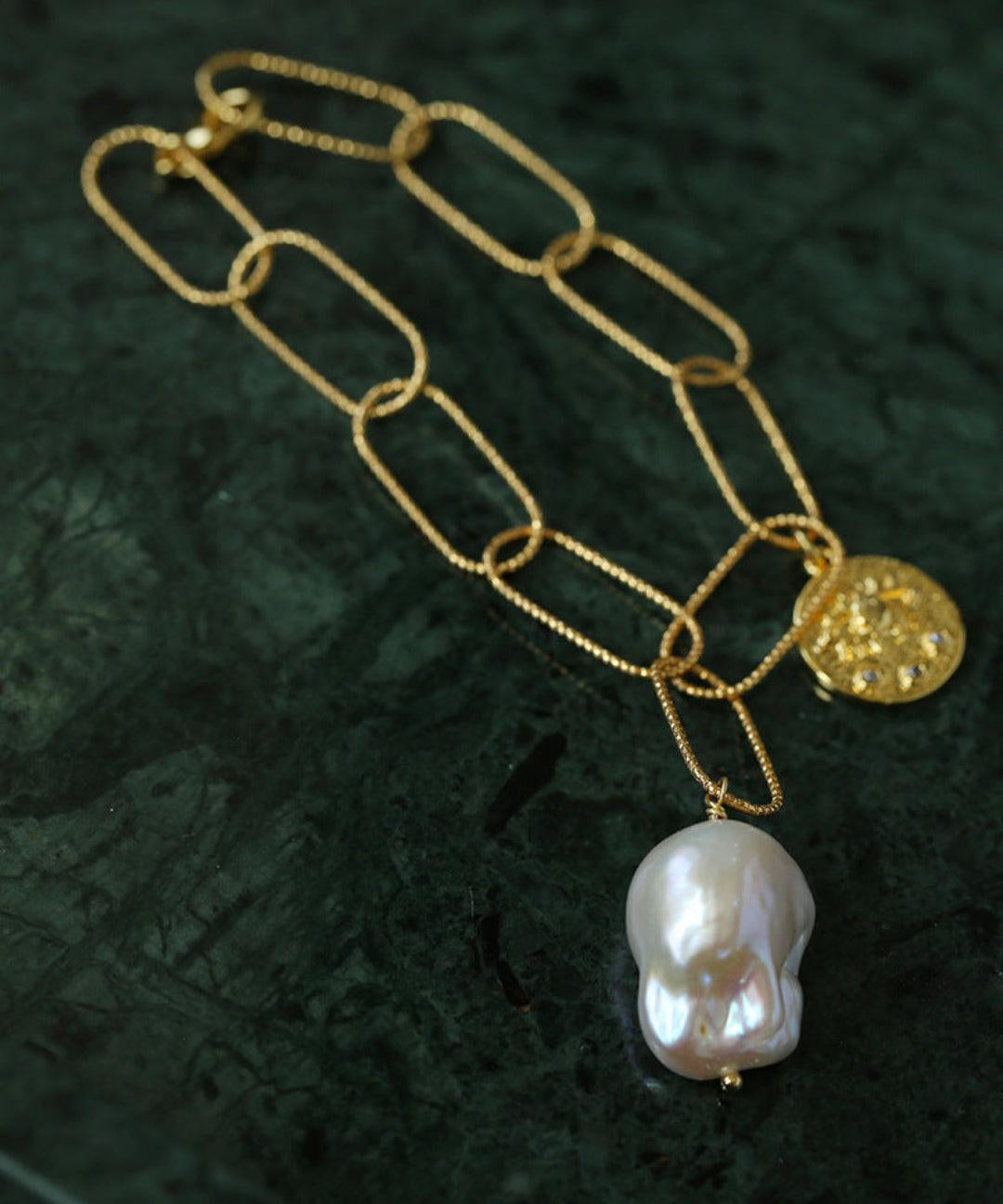 Metal Chain Baroque Pearl Pendant Bracelet - Gembea Jewelry