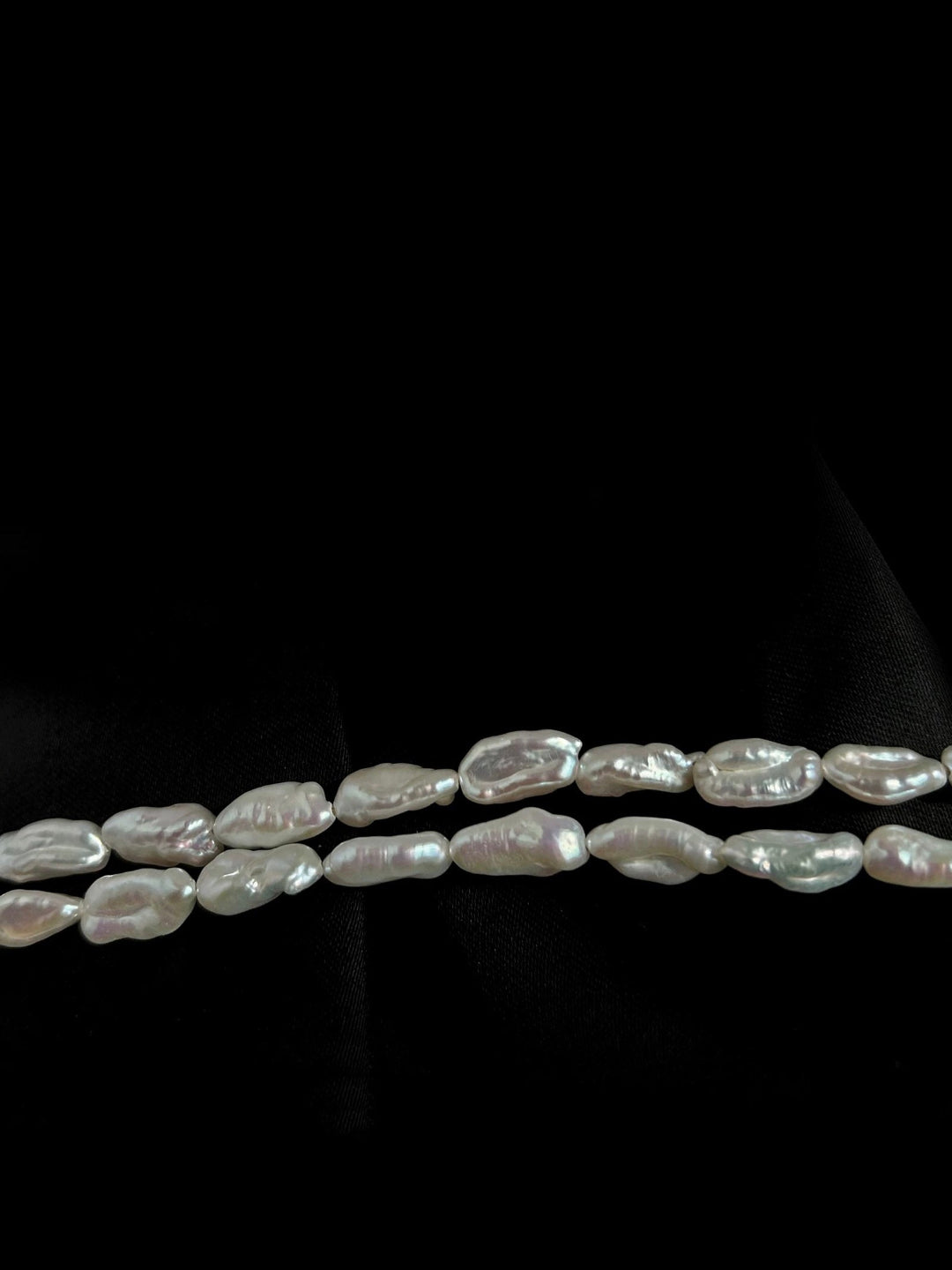 Minimalist Irregular Baroque Pearl Necklace gembea jewelry