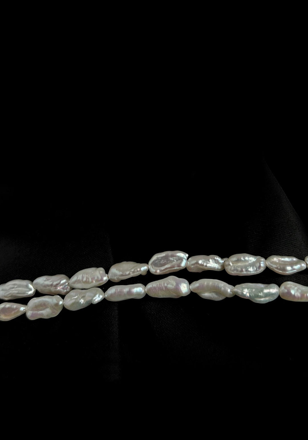 Minimalist Irregular Baroque Pearl Necklace gembea jewelry