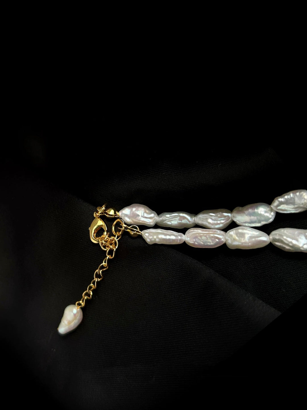 Minimalist Irregular Baroque Pearl Necklace gembea jewelry