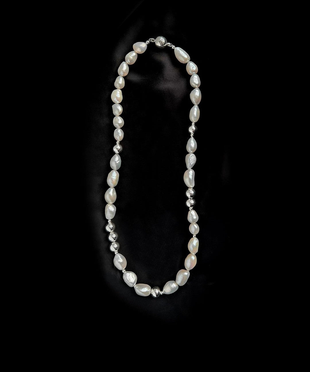 Minimalist Metallic Silver Bean Pearl Necklace gembea jewelry