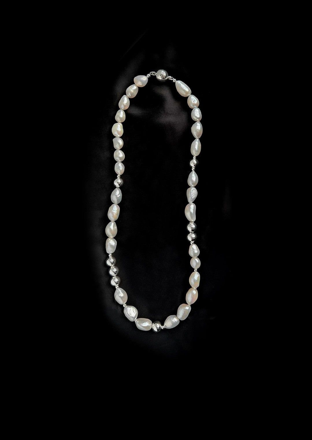 Minimalist Metallic Silver Bean Pearl Necklace gembea jewelry