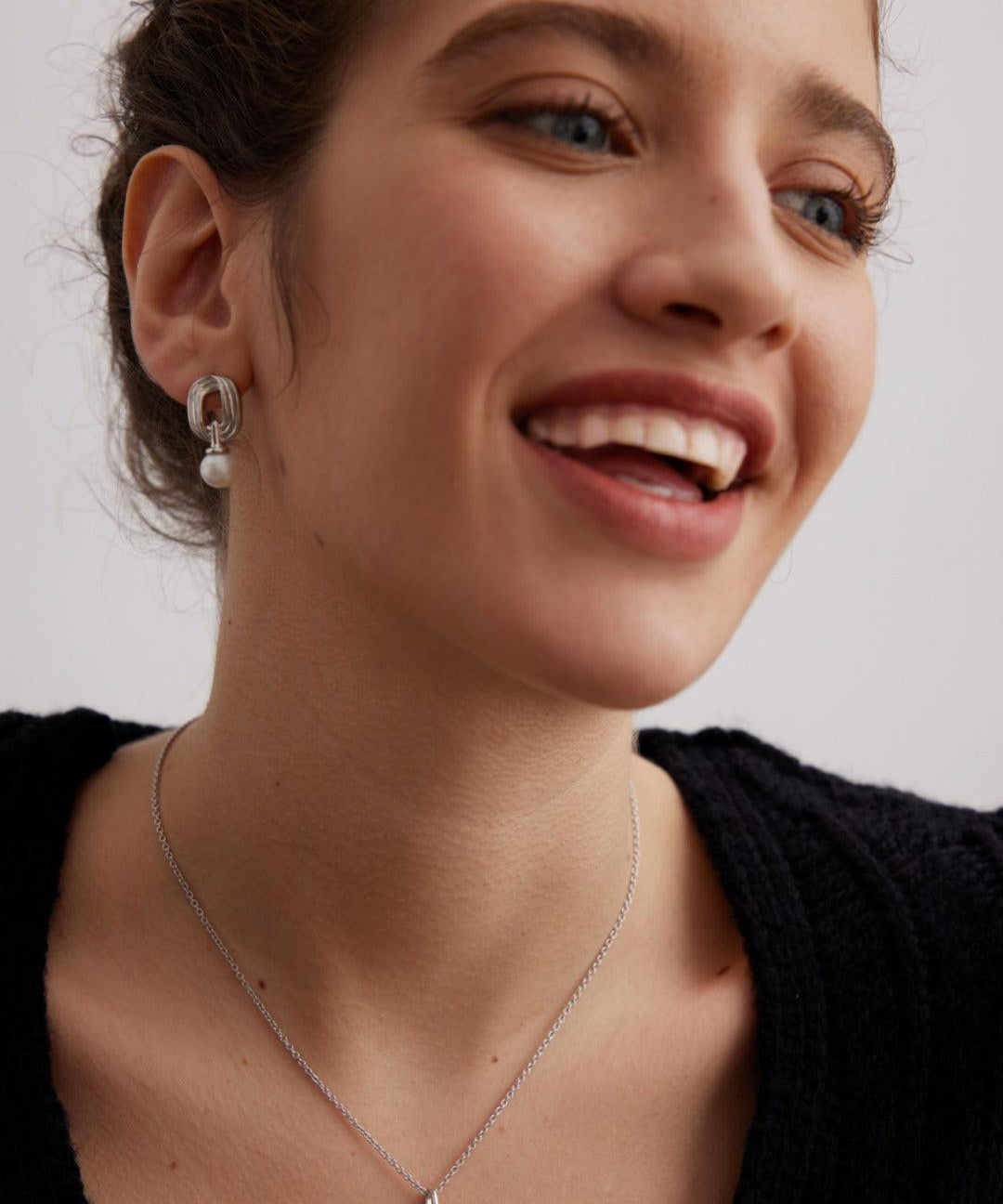 Minimalist Elliptic Line Sterling Silver Pearl Stud Earrings - Gembea Jewelry