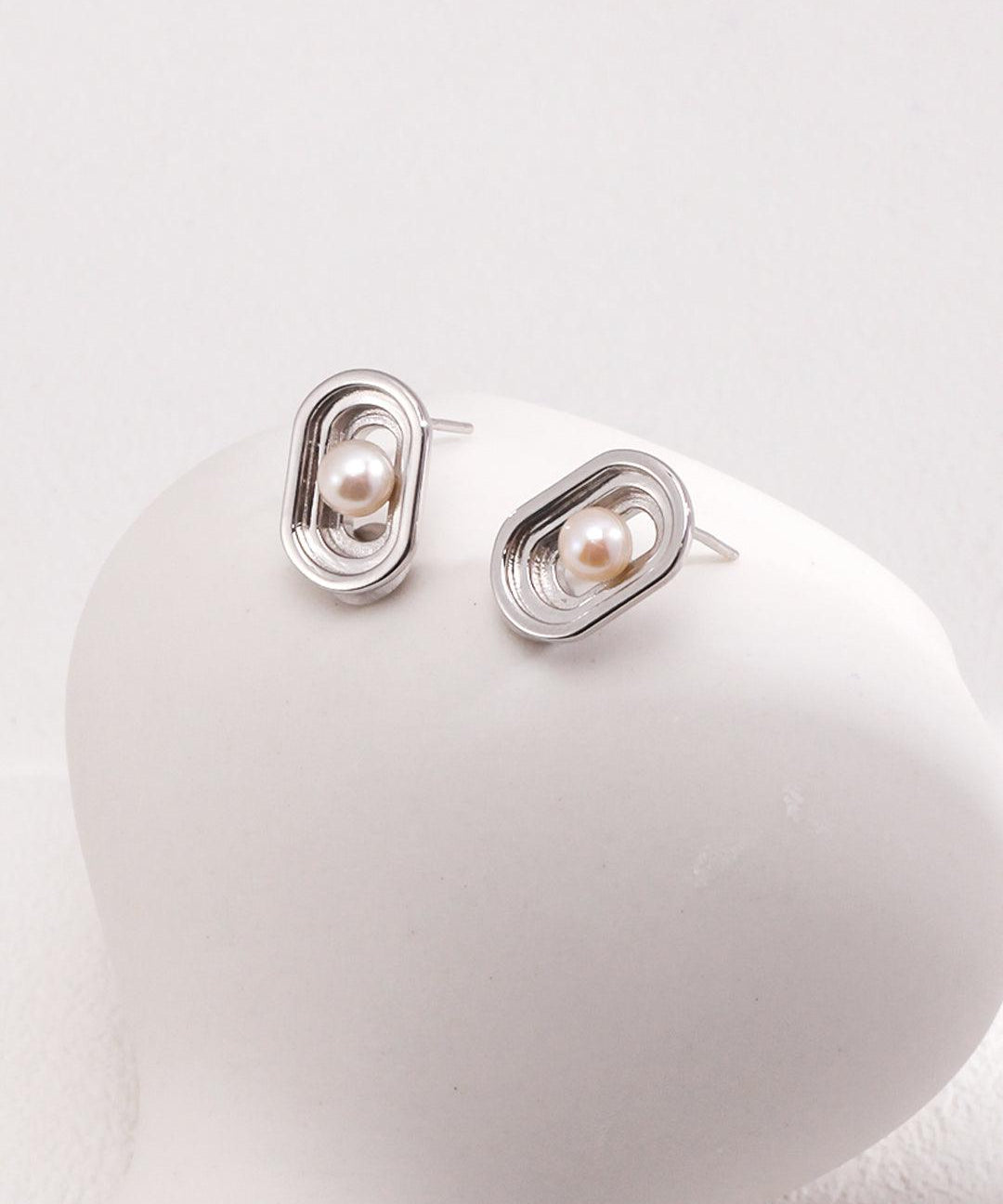 Minimalist Metallic Pearl Stud Earrings - Gembea Jewelry
