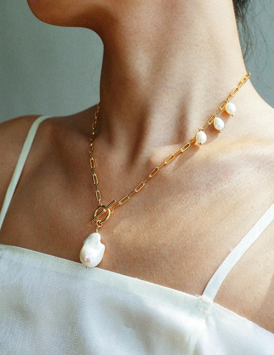 Natural Baroque Pearl Pendant Chain Necklace - Gembea Jewelry