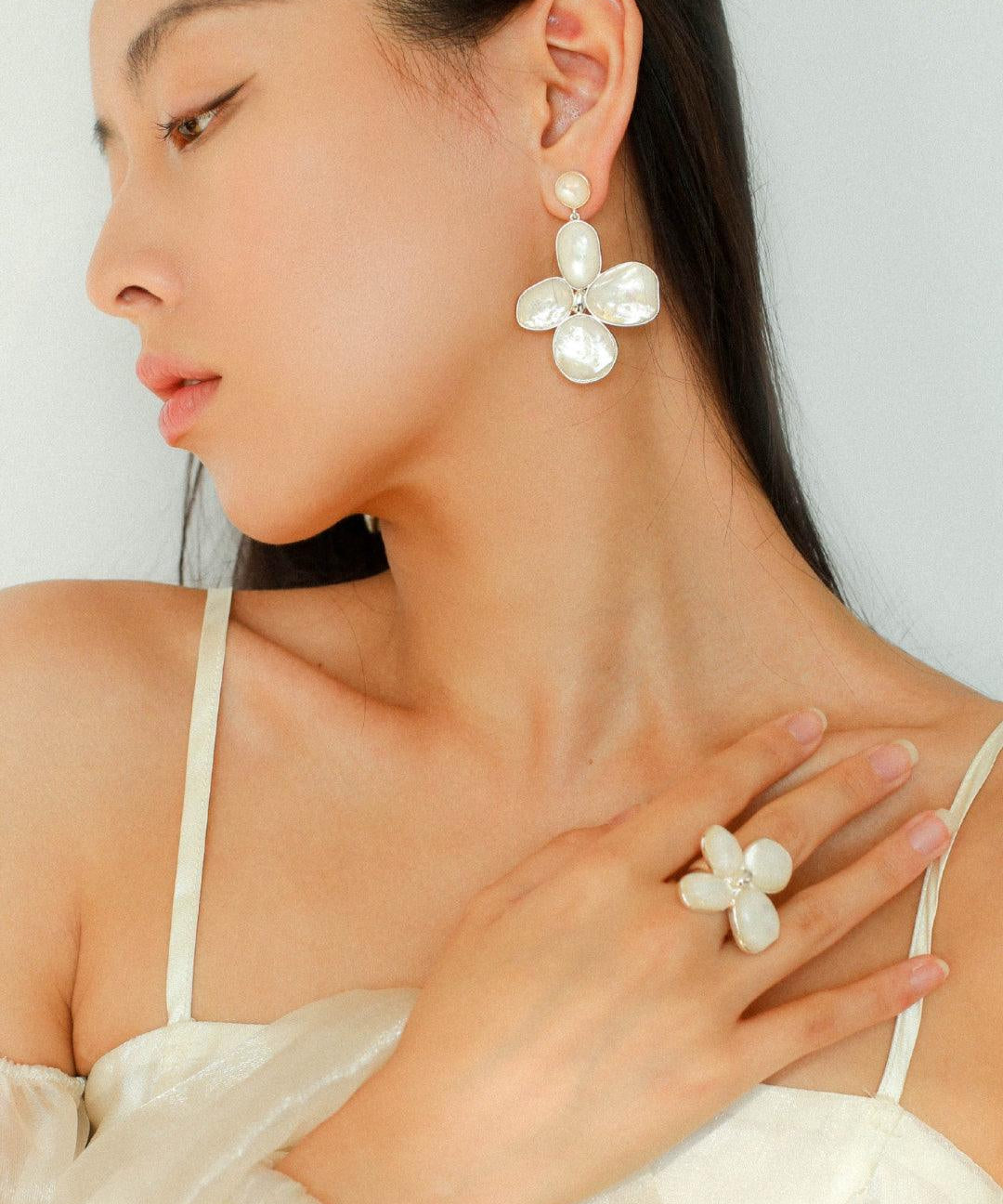 Natural Mother of Pearl Lilac Earrings - Gembea Jewelry