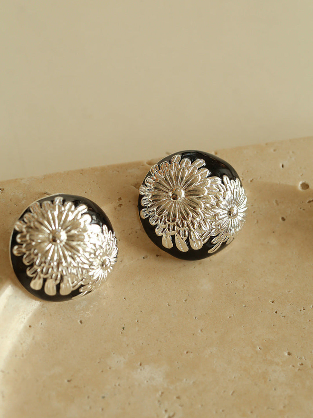 Enamel Glaze Round Chrysanthemum Earrings