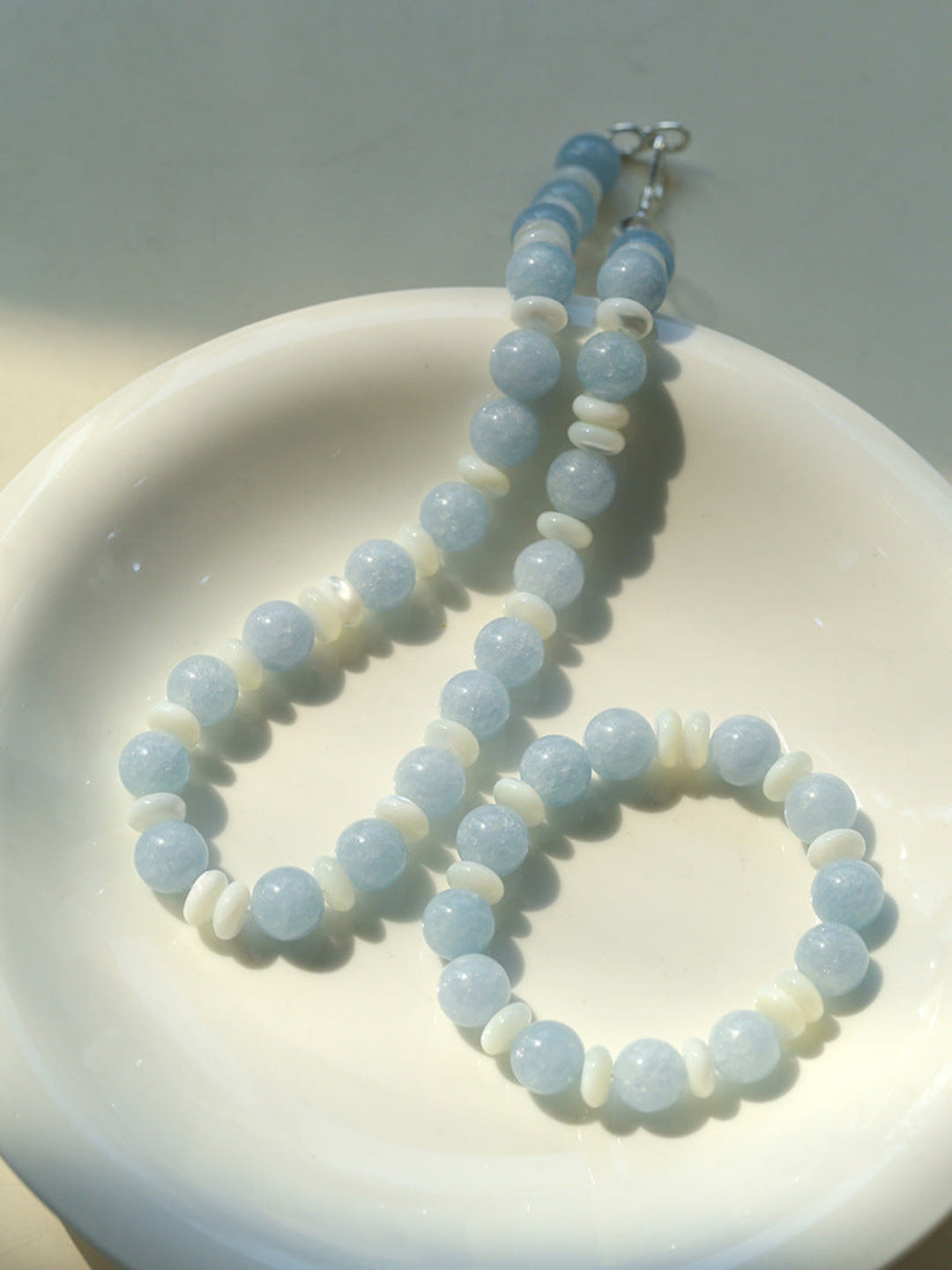 Gembea Jewelry Aquamarine White Scallop Beaded Bracelet