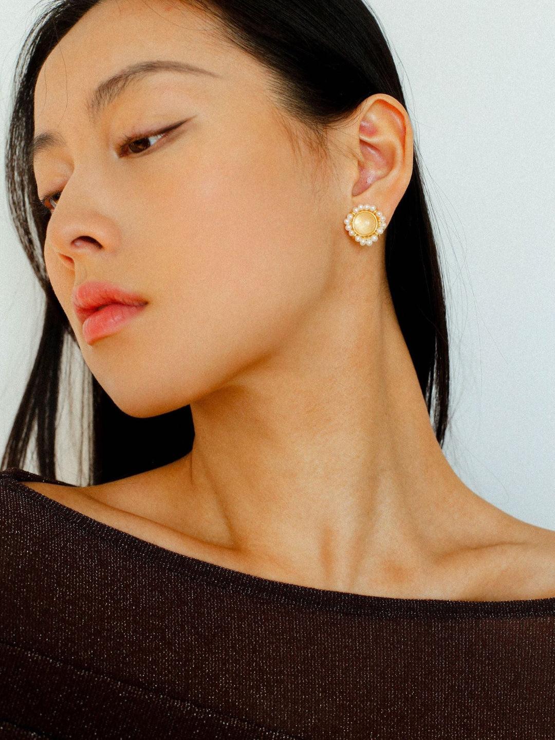 White Crystal Black and Red Agate Stud Earrings - Gembea Jewelry