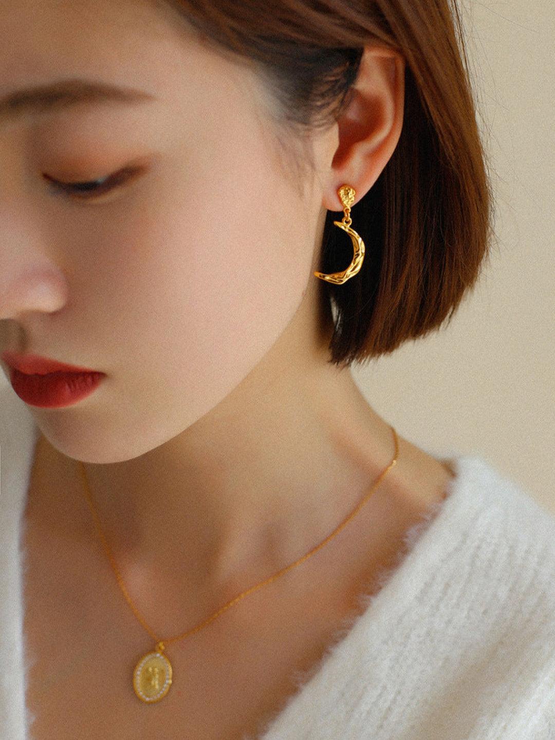 S925 Silver Moon Drop Earrings - Gembea Jewelry