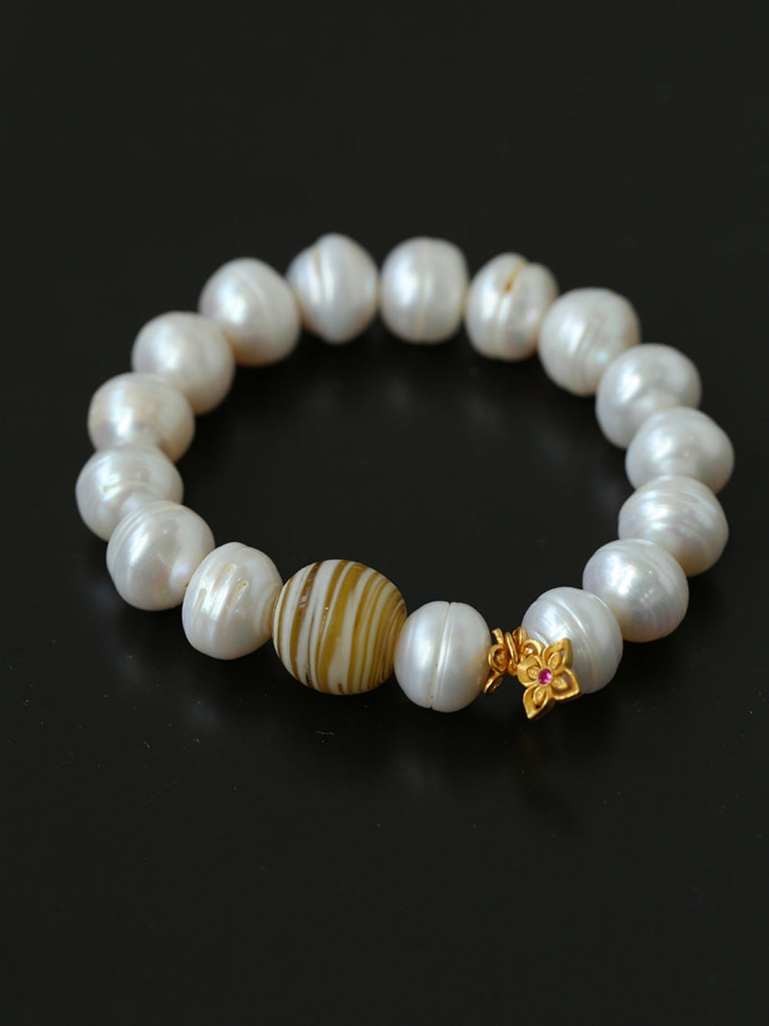 Threaded Glass Old Pearl Bracelet