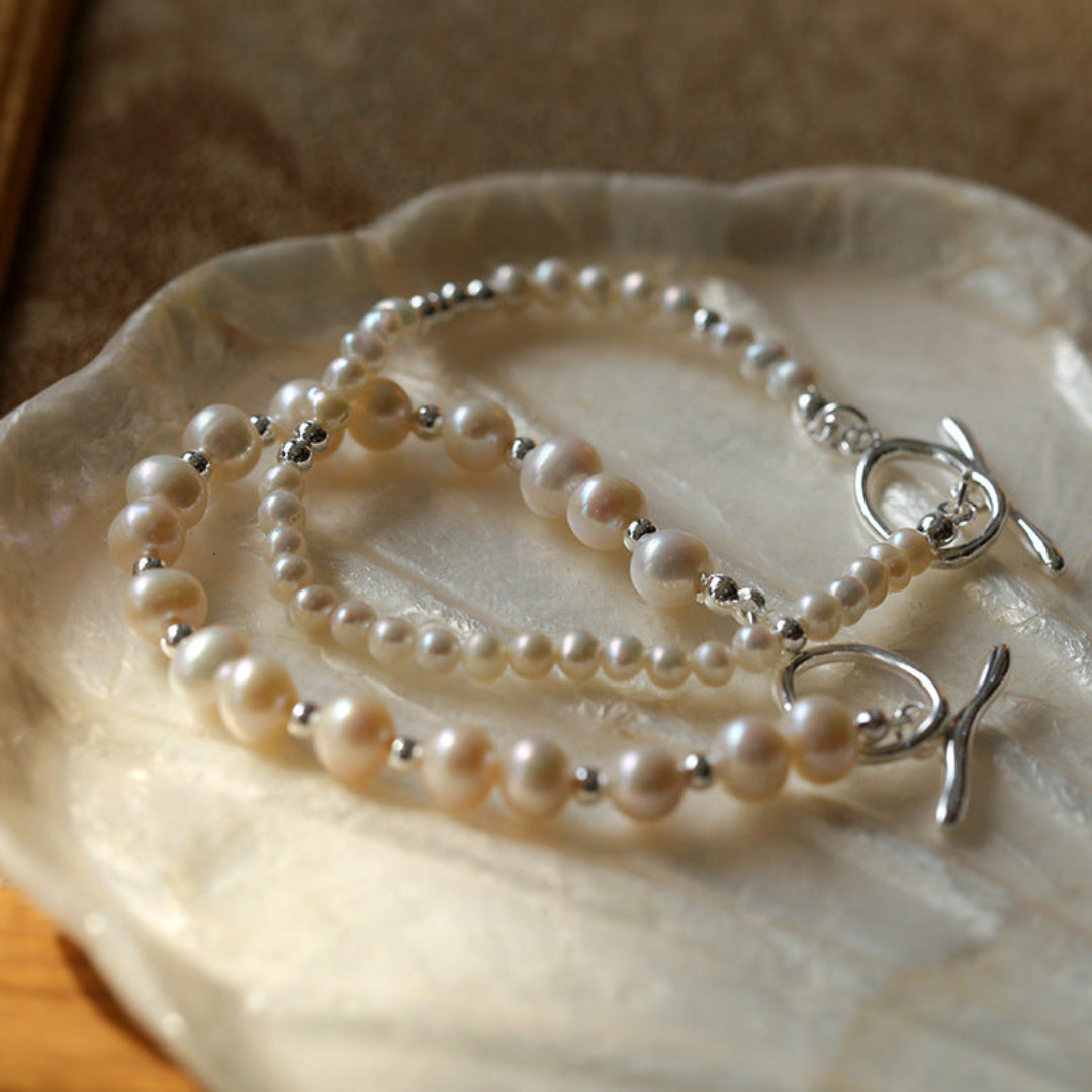 Simple OT Buckle Pearl Bracelet