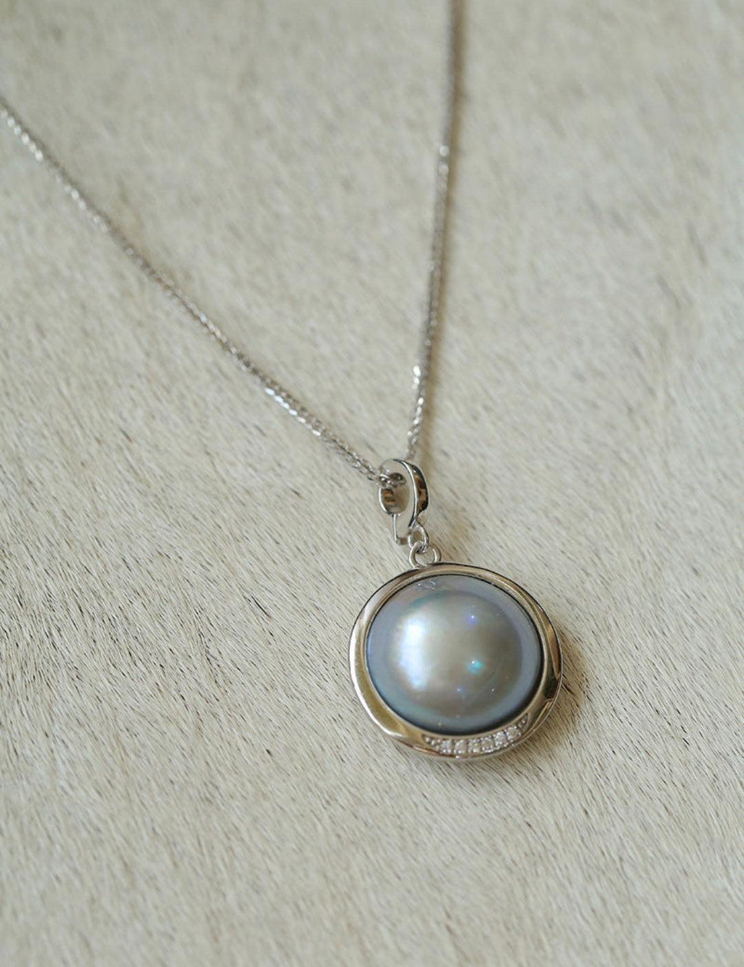 Zircon Seawater Mabe Pearl Pendant Necklace - Gembea Jewelry