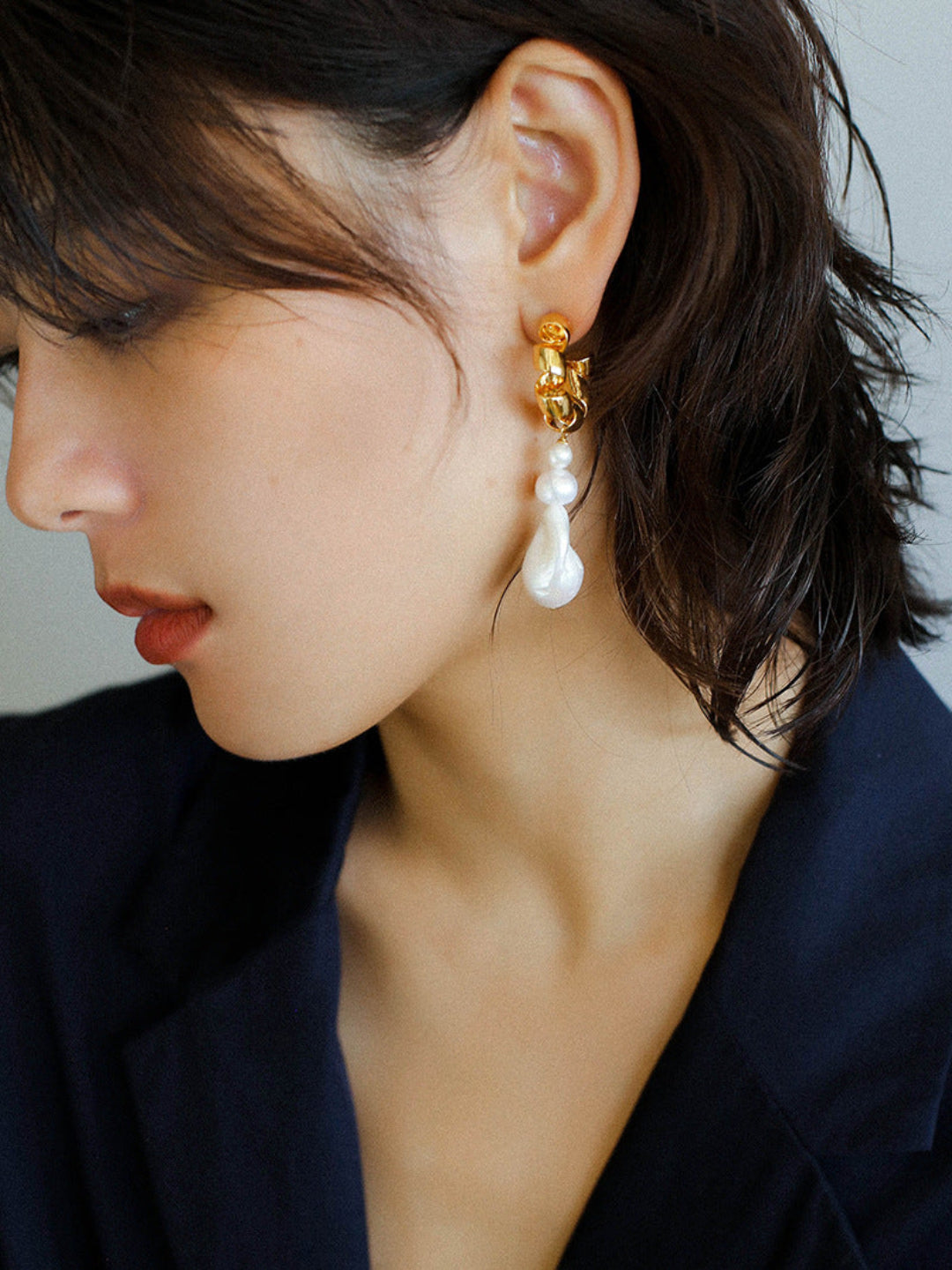 Twist Baroque Pearl Drop Earrings