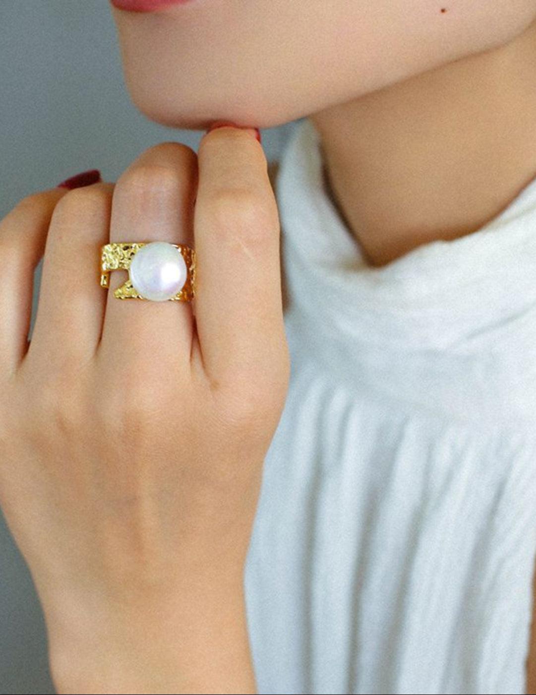 Button Shaped Baroque Pearl Ring - Gembea Jewelry