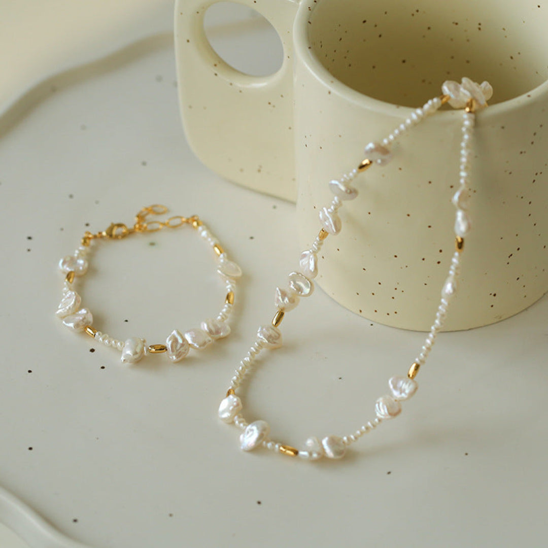 Simple Freshwater Rice Pearl Necklace