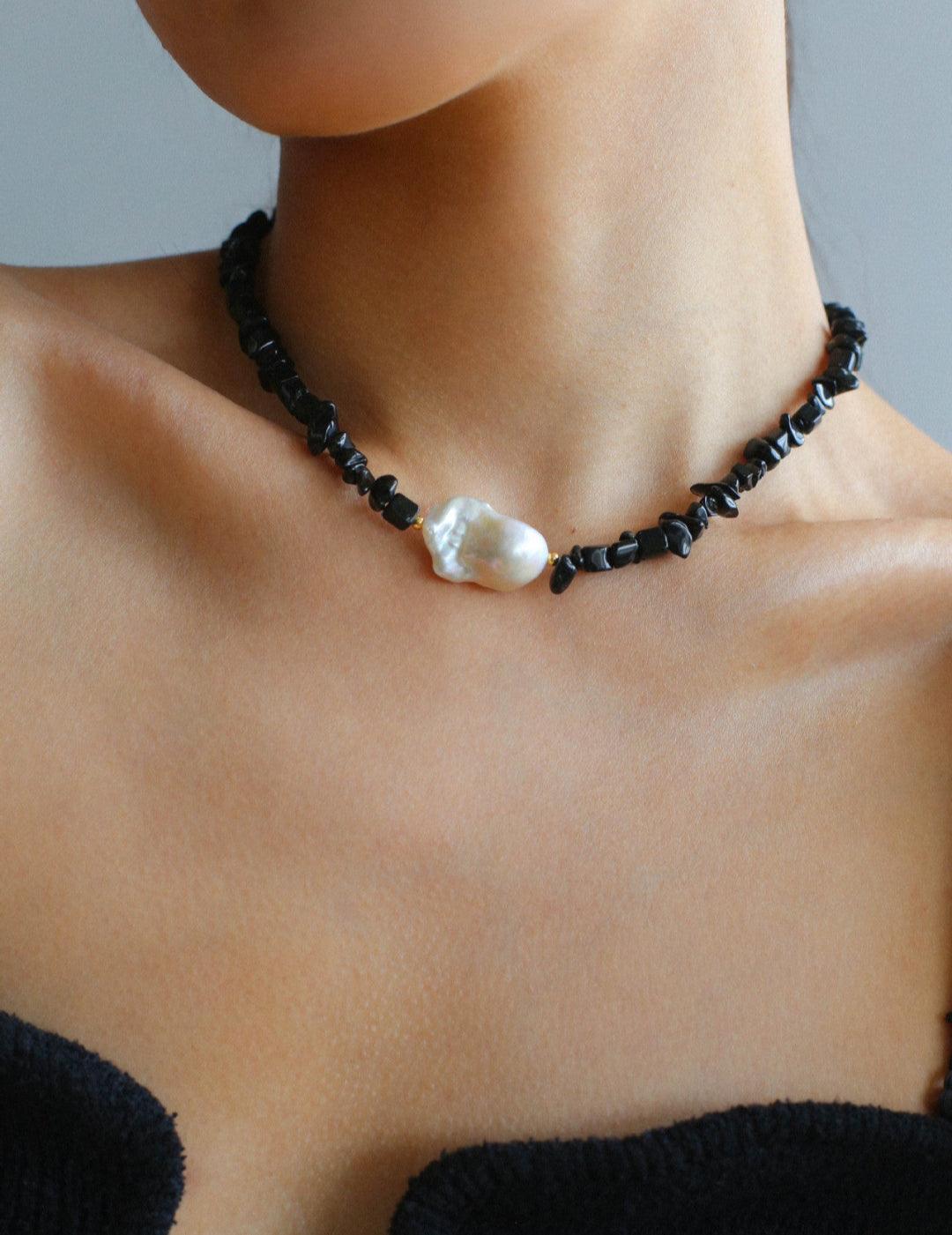 Sea's Embrace Series Black Agate Baroque Necklace - Gembea Jewelry