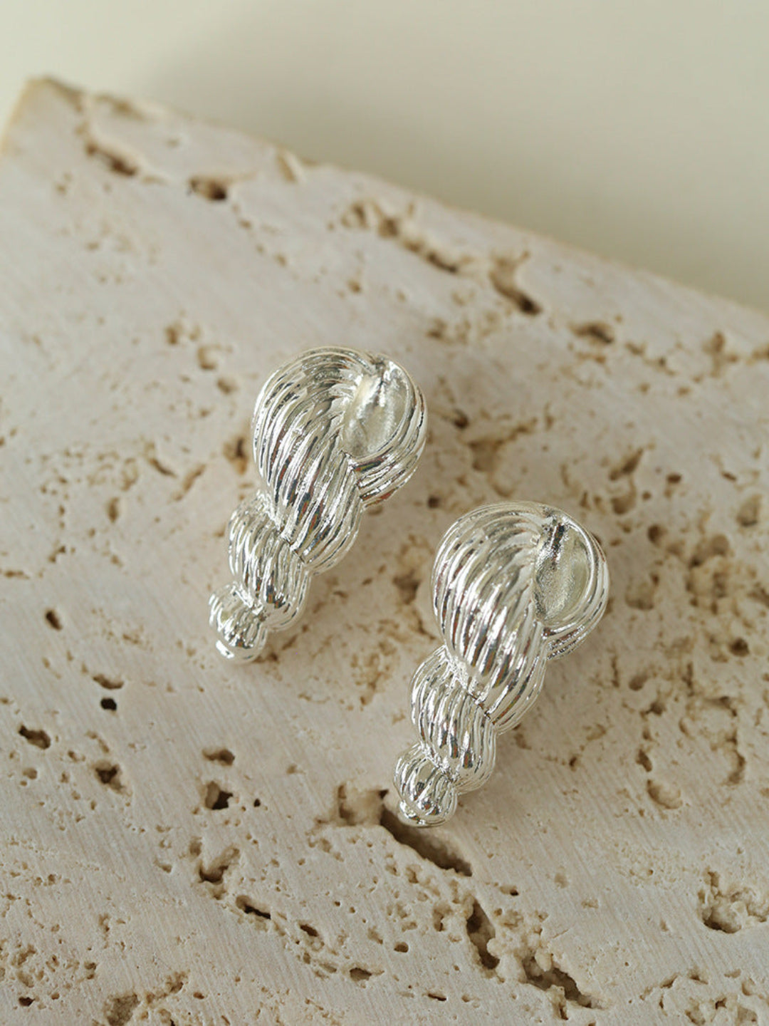 Spiral Grain Conch Stud Earrings