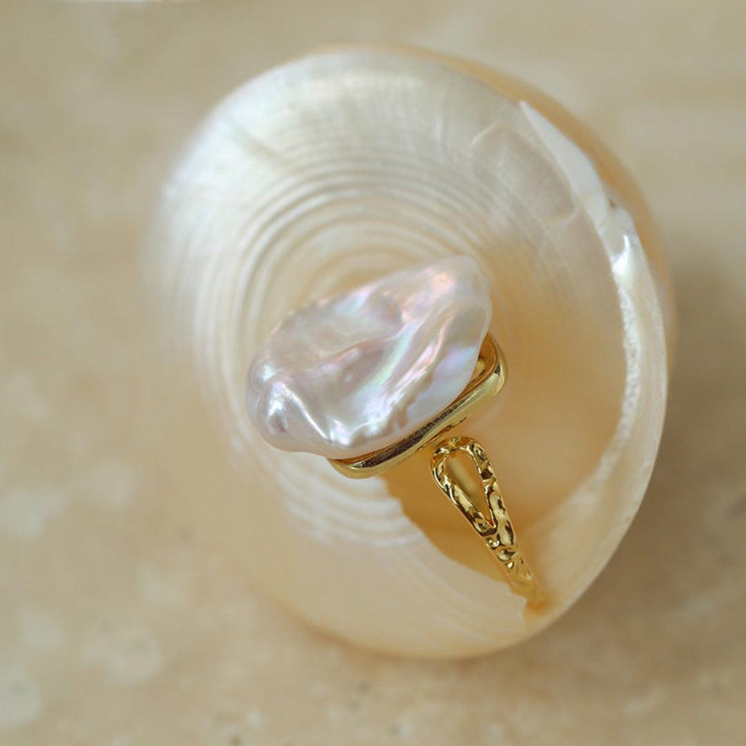 Petals Baroque Pearl Ring - Gembea Jewelry