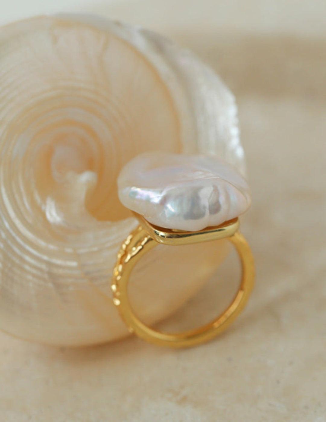 Petals Baroque Pearl Ring - Gembea Jewelry