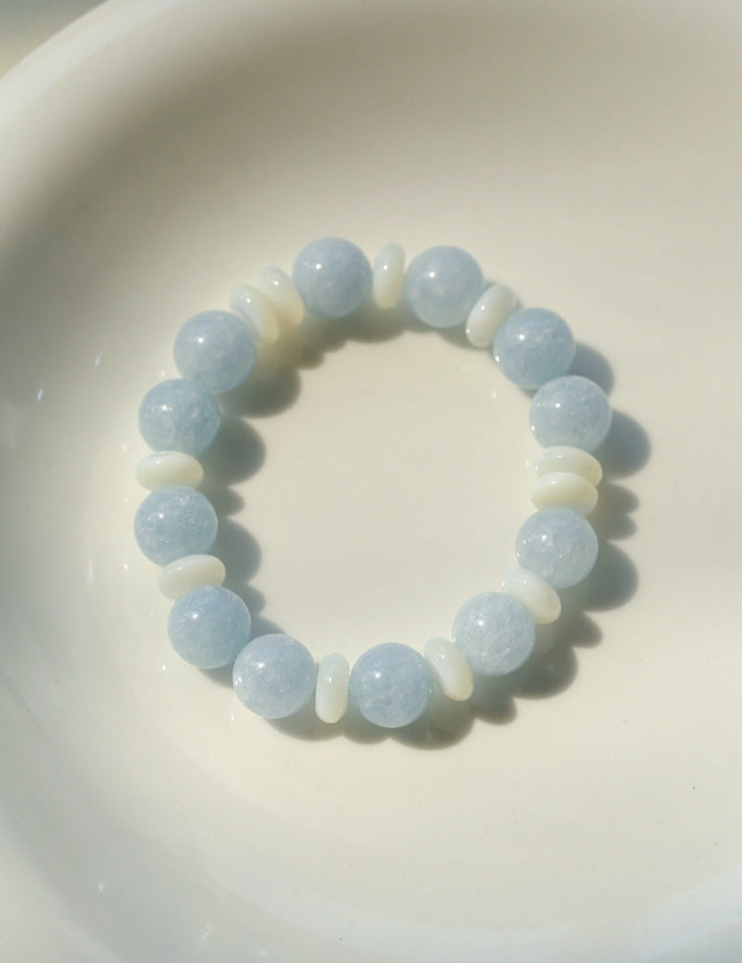 Gembea Jewelry Aquamarine White Scallop Beaded Bracelet