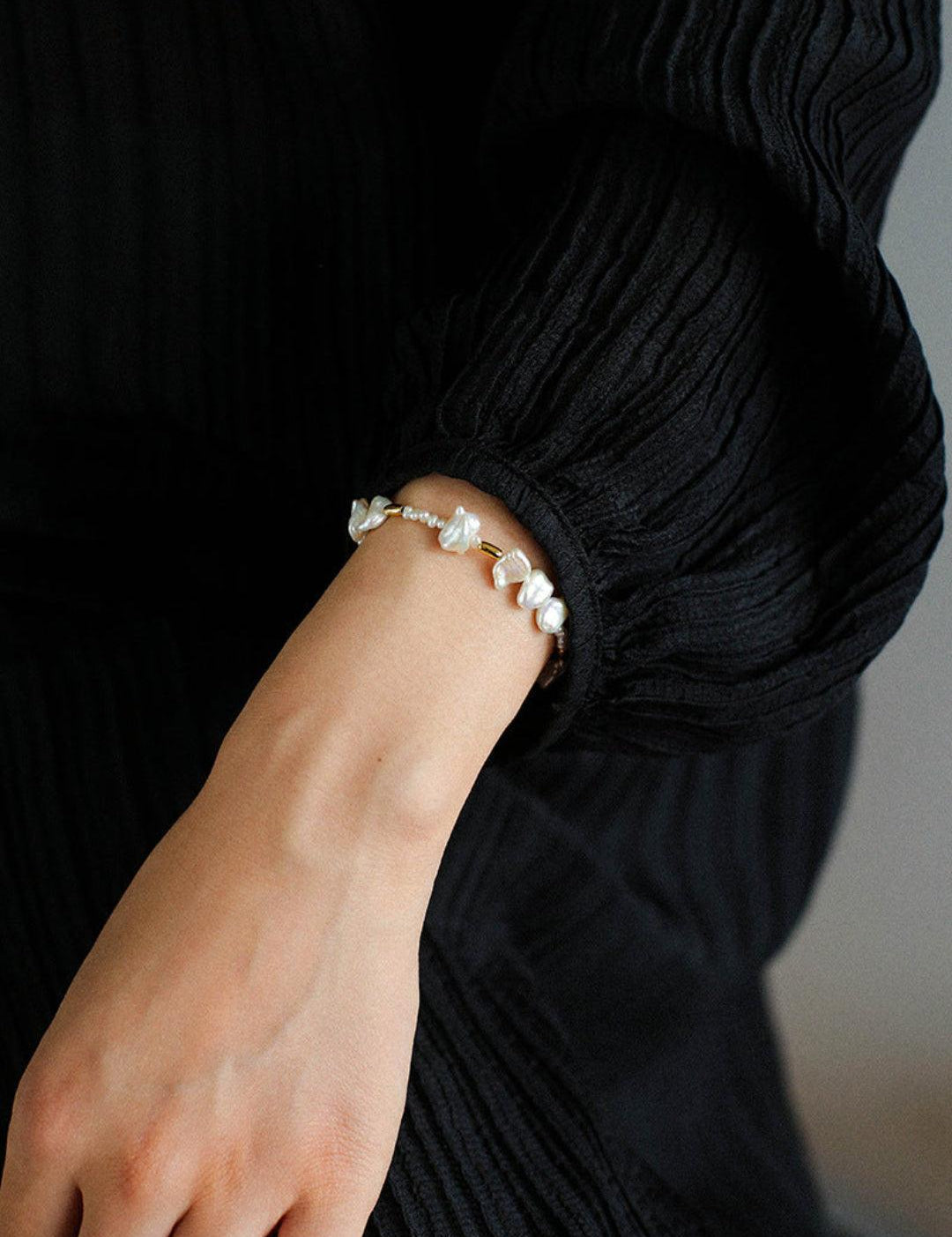 Simple Freshwater Rice Pearl Bracelet - Gembea Jewelry