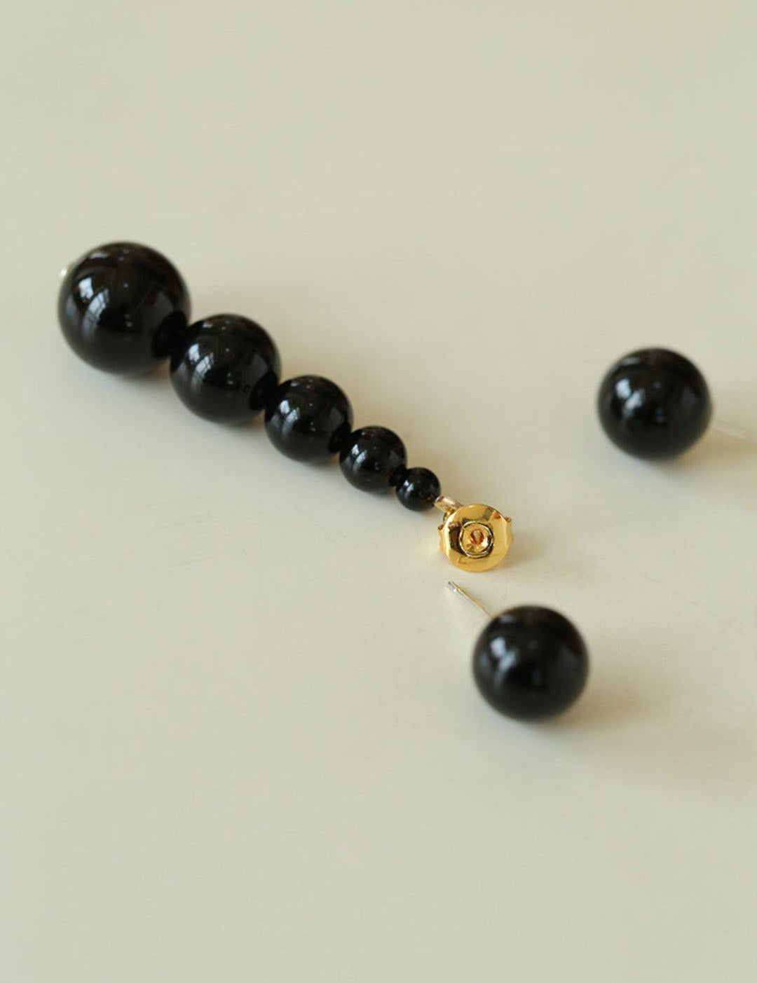 Graded Black and Red Agate Drop Earrings - Gembea Jewelry