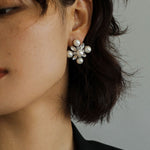 Snow Artificial Pearl Crystal Stud Earrings