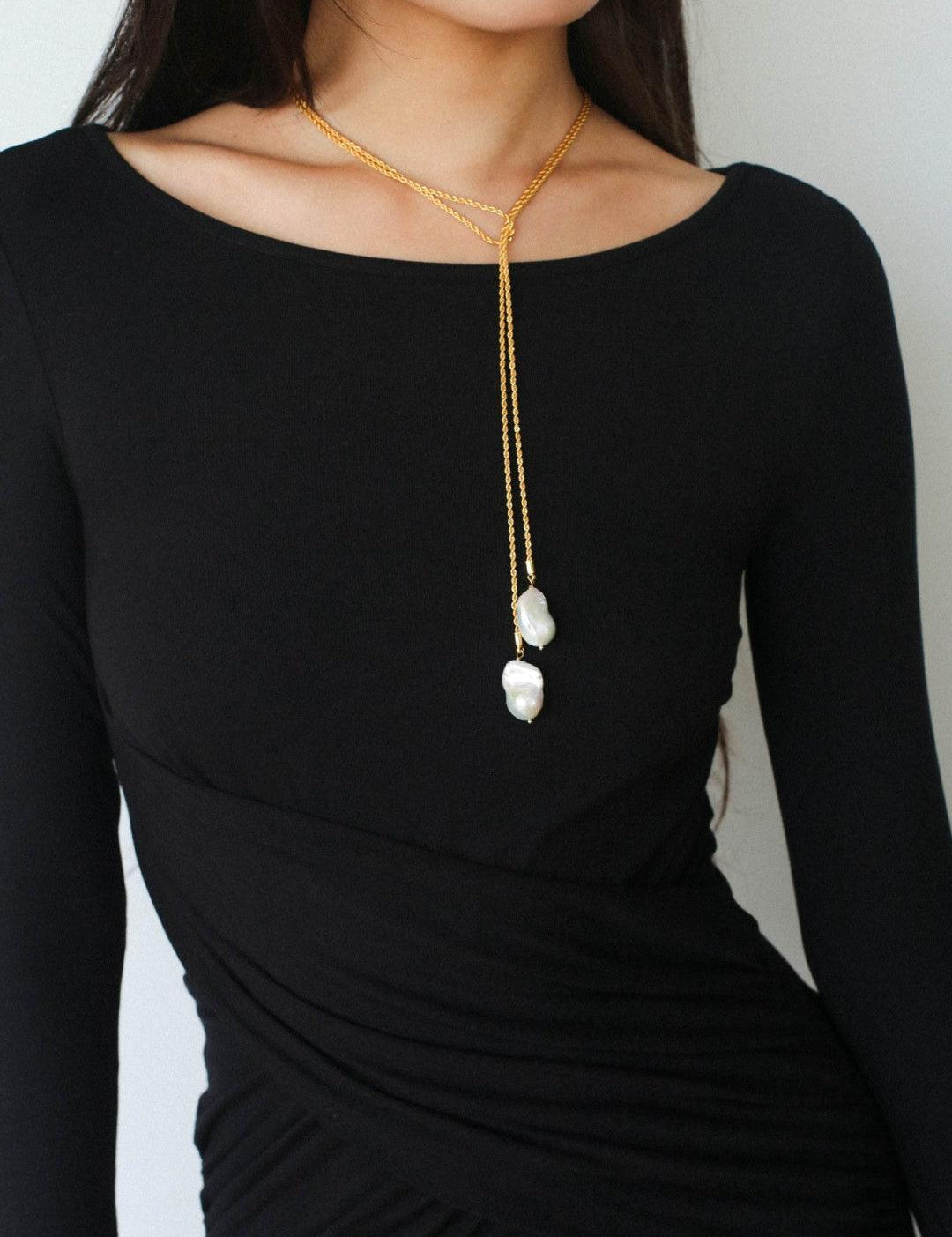 Twist Chain Baroque Pearl Necklace - Gembea Jewelry