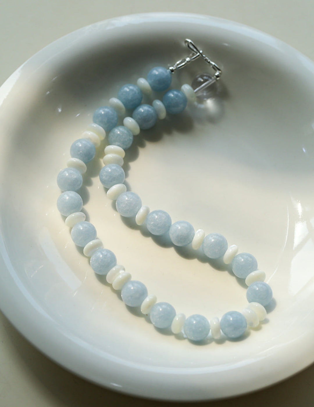 Gembea Jewelry Aquamarine White Scallop Beaded Necklace