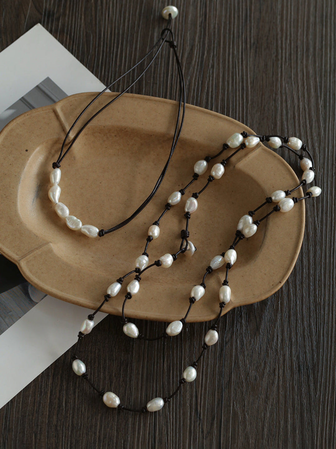 Short Handmade Leather Rope Natural Pearl Necklace