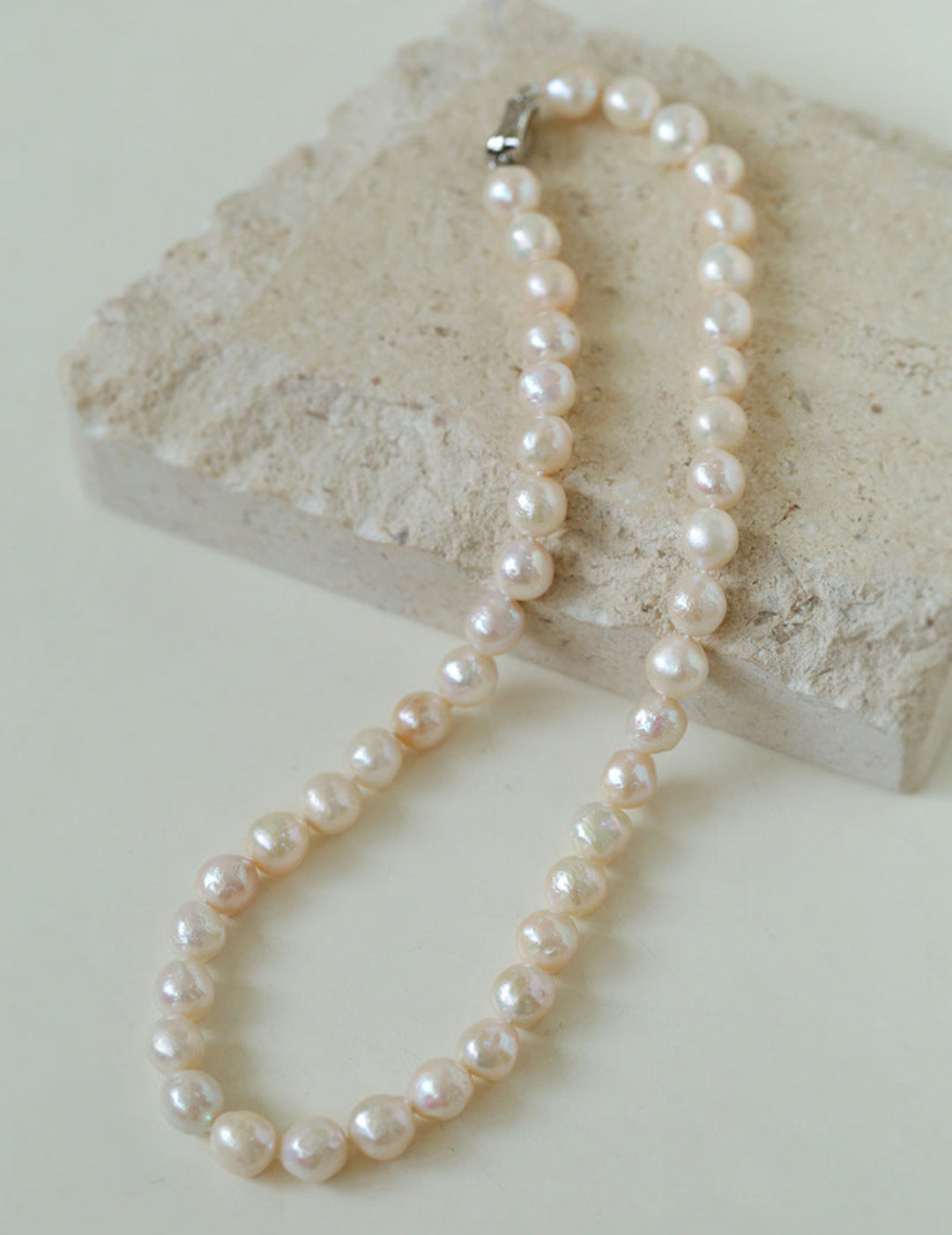 Wrinkled Baroque pearl Beaded Necklace