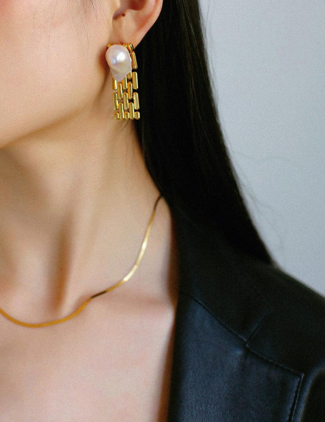 Wide Version Watch Chain Baroque Pearl Earrings - Gembea Jewelry