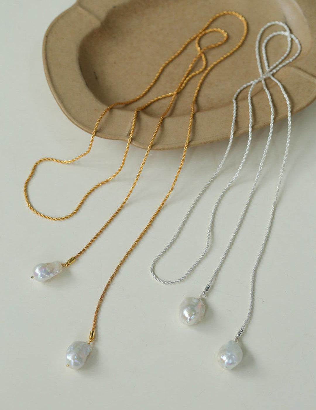 Twist Chain Baroque Pearl Necklace - Gembea Jewelry