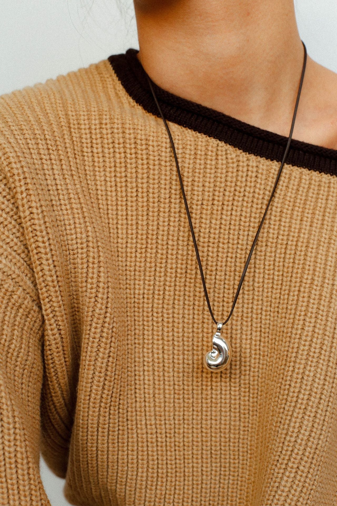 Long Leather Rope Conch Pendant Necklace Gembea Jewelry