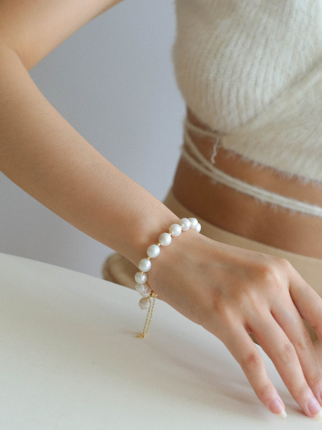 Magnetic Buckle Crepe Pearl Bracelet