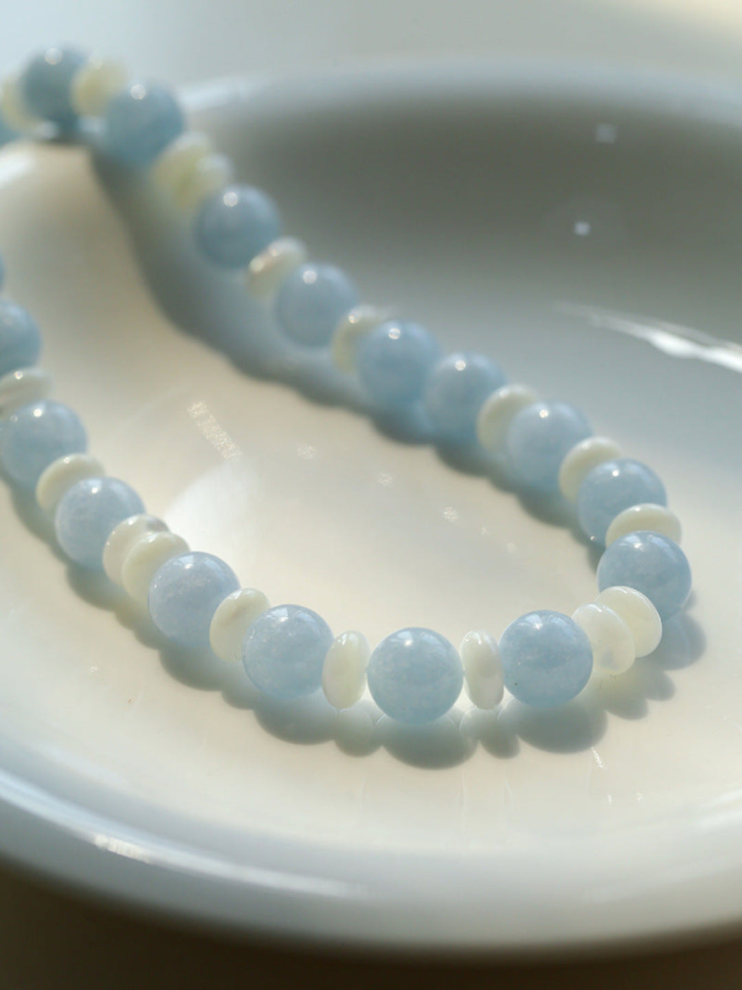 Gembea Jewelry Aquamarine White Scallop Beaded Necklace