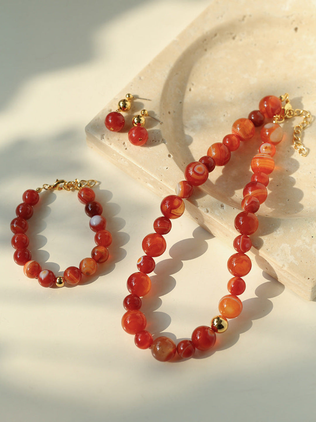 Primary Red Agate Round Beaded Bracelet