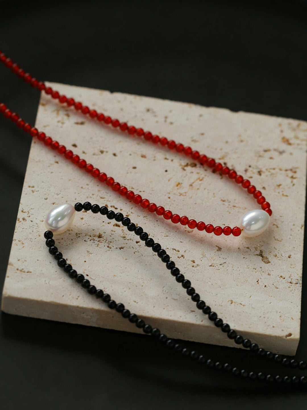 Single Pearl Black Red Agate Beaded Necklace