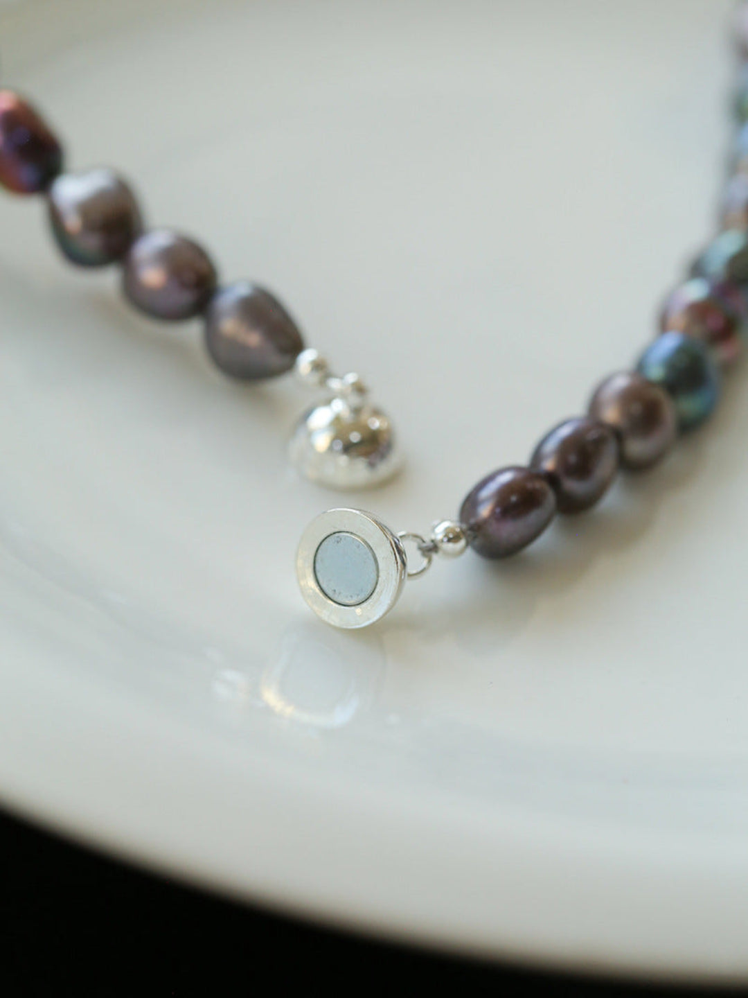 Hand-woven Pearl Run Loop Grey Necklace